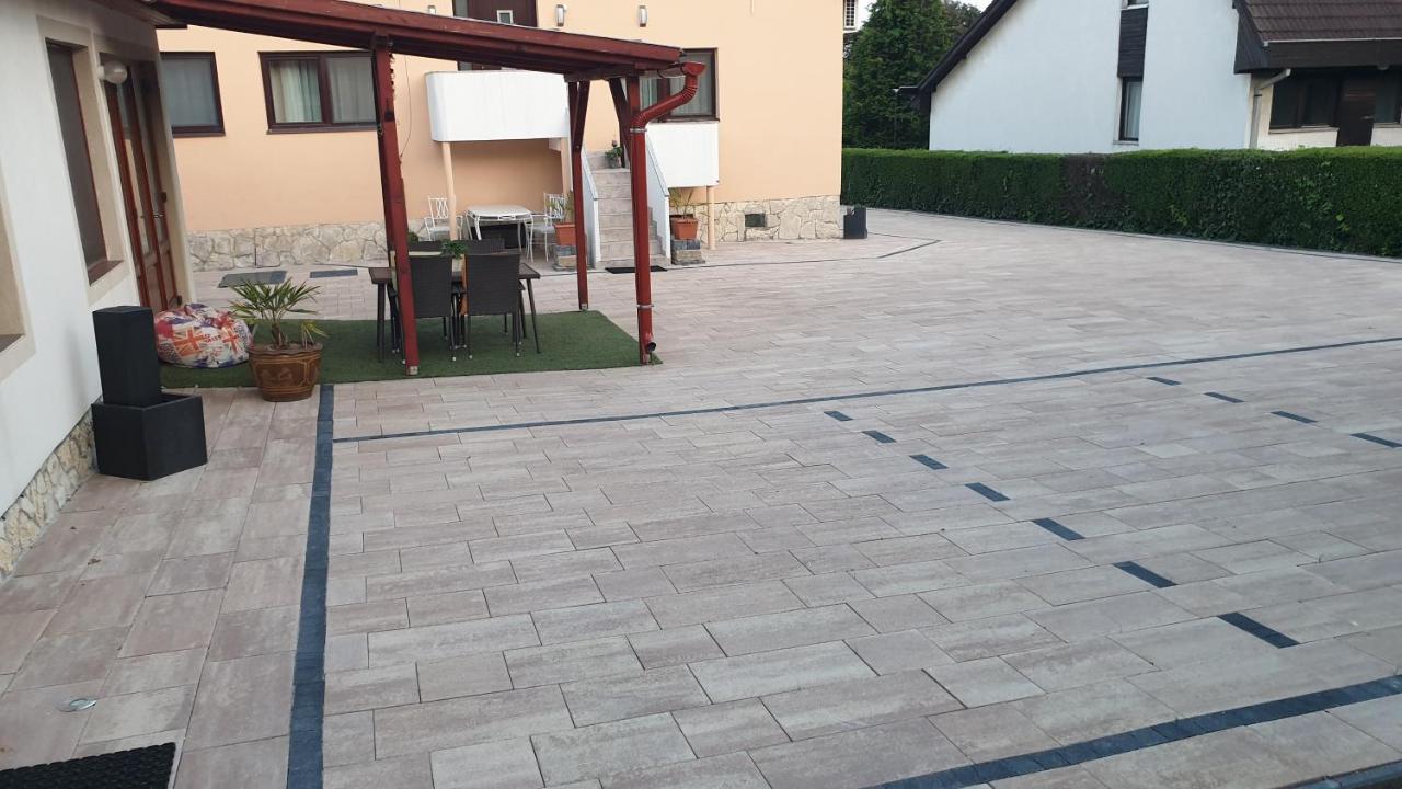 Sarreti Apartmanhaz Balatonfüred Exterior foto