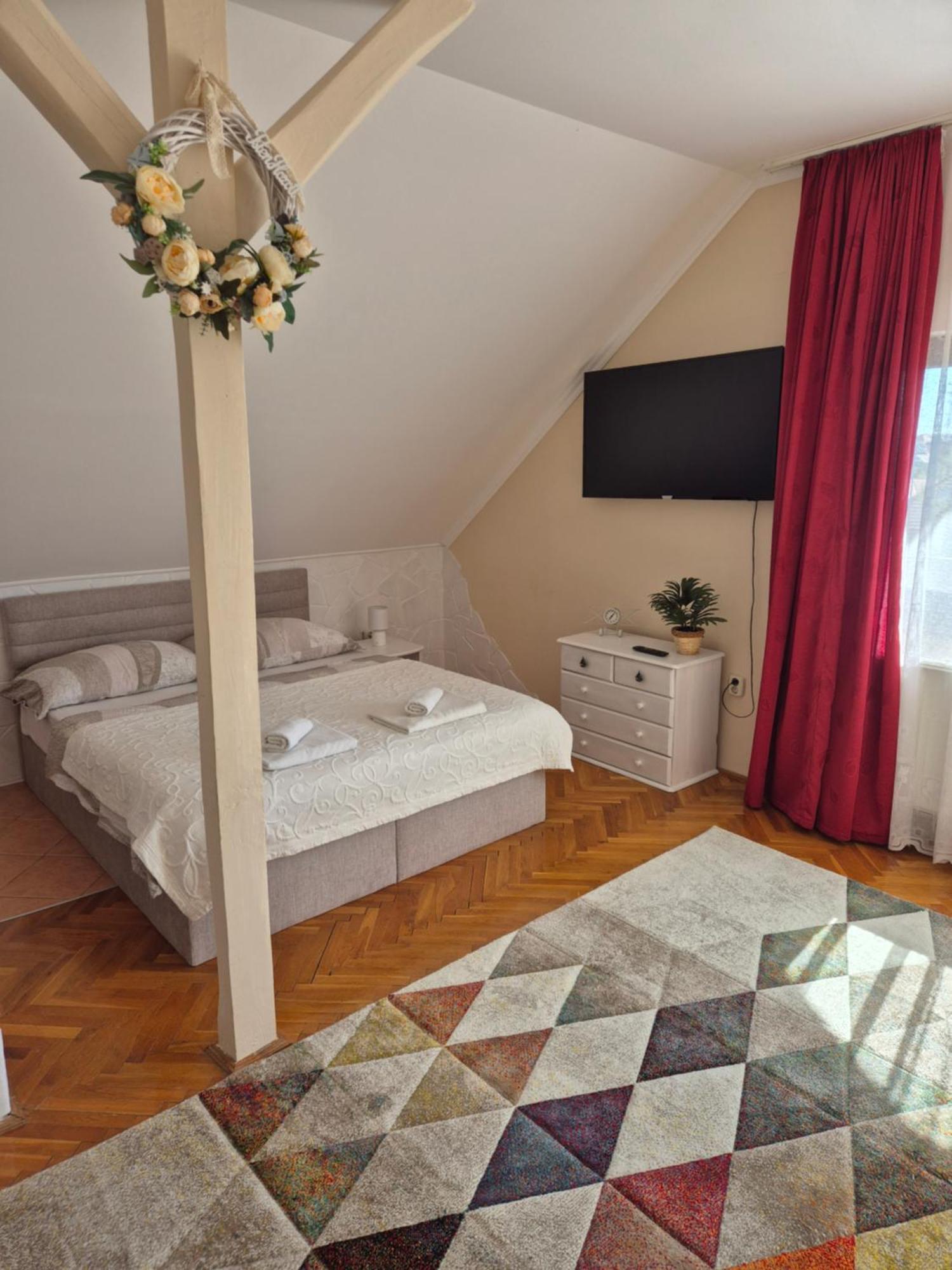 Sarreti Apartmanhaz Balatonfüred Exterior foto